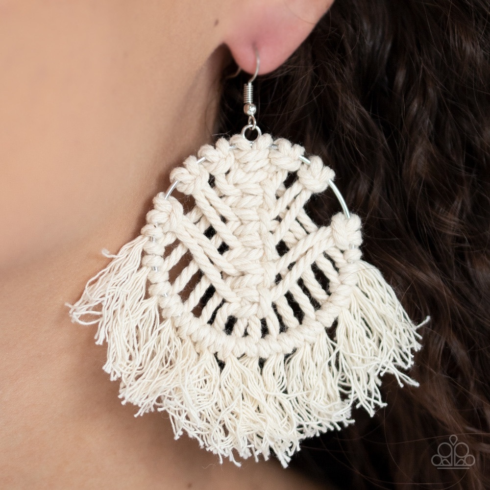 ❤️‍🔥5/$25❤️‍🔥 All About Macrame White Earrings